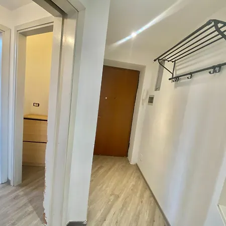 Palma Home, Elegante E Spaziosa Nel Cuore Della Citta Di Milano, Con Metropolitana M1 Gambara Milaan