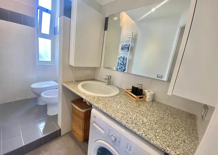 Palma Home, Elegante E Spaziosa Nel Cuore Della Citta Di Milano, Con Metropolitana M1 Gambara * Milano